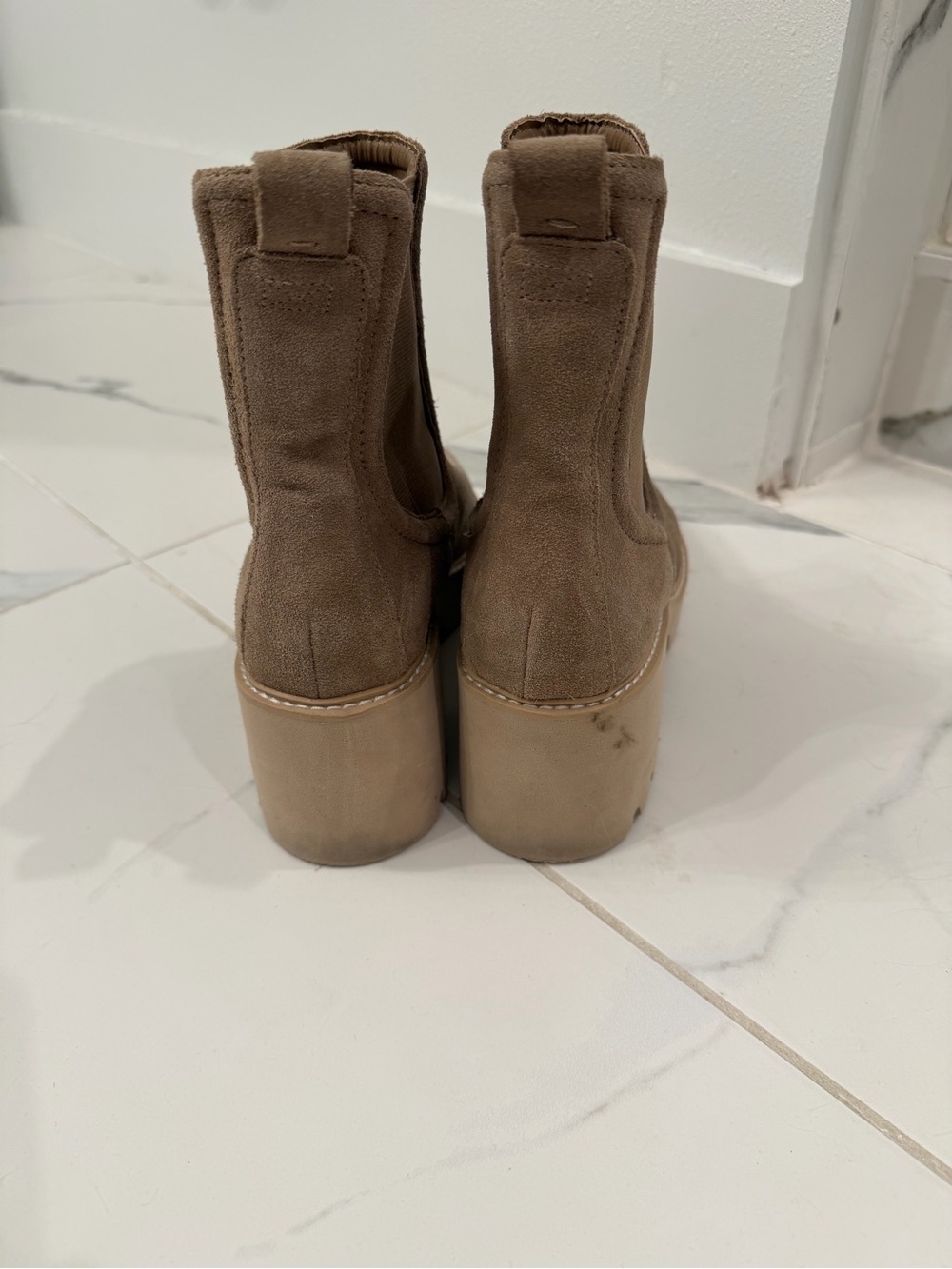 Dolce Vita Beige Suede Chelsea Ankle Boots - Picture 6 of 8